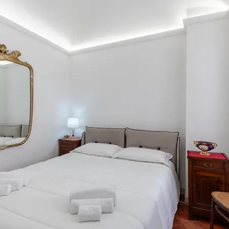 Apartment 284 - Nonna's Place, Centro Storico Di - 5 Minuti A Piedi Dal Teatro Ariston *
